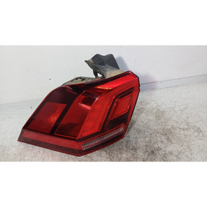 ไฟท้ายซ้าย VOLKSWAGEN Tiguan Series 5NA945095C DGDB (16>) - Product Image 1