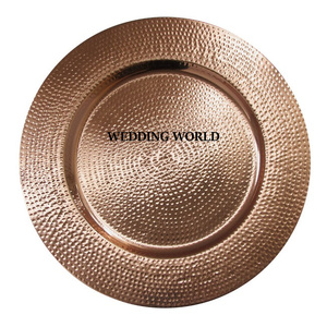 Assiette de présentation en métal faite à la main, vaisselle de table décorative pour événement, assiette de service classique, élégante et fantaisie en métal - Product Image 1