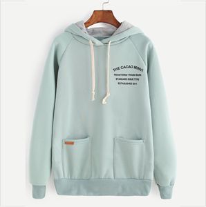 SAPRO INDUSTRIES Sweats à capuche tendance pour femmes à manches longues 100% polyester polaire Conçus pour un confort ultime et un look chic par temps froid - Product Image 4