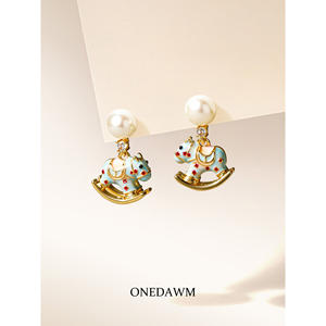 Cute Animal Shape Drop <b>Earrings</b> with Freshwater Pearl and Claw Setting Gold Plated Rocking Horse Design for Women Everyday Wear - Product Image 3