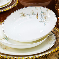 Vaisselle en porcelaine osseuse bol assiette plat cuillère hôtel fournisseur style chinois fleur et oiseau ensemble de vaisselle en céramique ensemble de vaisselle