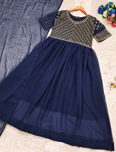 Vestido de diseñador Georgette Anarkali, yugo bordado y elegante vestido acampanado para fiesta de mujer, boda y ropa festiva - Product Image 2