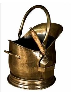 Vente en gros au meilleur prix Un fournisseur indien propose des paniers de cheminée personnalisés Seau à feu en fer galvanisé de couleur naturelle pour la décoration intérieure - Product Image 3