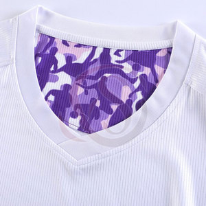 Camiseta Deportiva Profesional de Alta Calidad con Logotipo Personalizado, Ligera, 100% Poliéster, Transpirable, de Secado Rápido, Cuello en V, para Verano - Product Image 3