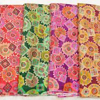 Tissu en crêpe naturel pur avec broderie imprimée, matériau de luxe imprimé par un créateur pour des saris, des costumes et des lehengas de qualité supérieure