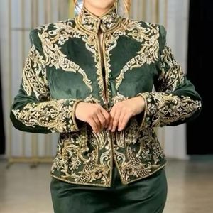 ÉBLOUISSANTE BRODERIE SUR VESTE VERT BOUTEILLE & ROBE KARAKOU AVEC PERLES DE VERRE CRISTAL OMBELLISÉES, PIERRE, PERLES, TRAVAIL DABKA @ 2024 - Product Image 1