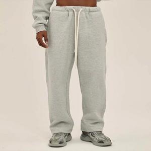 Pantalon de jogging évasé pour homme en coton, style streetwear ample et décontracté, avec motif DTG effet délavé, coupe baggy, effet acide - Product Image 2