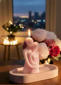 Meilleur cadeau pour la Saint-Valentin, bougie parfumée en cire de soja en forme de couple, bougie artisanale disponible au prix de fabrication - Product Image 3