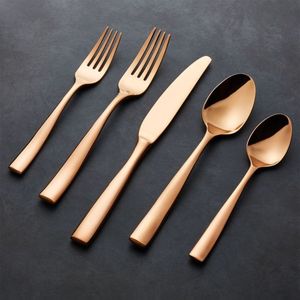 Elegante juego de cubiertos de metal para cocinas caseras que ofrecen comodidad de brillo duradero y apariencia elegante para cualquier mesa de comedor - Product Image 3