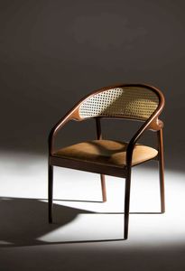 Chaise de salle à manger en bois de teck inspirée du milieu du siècle avec accent de rotin à dossier incurvé et pieds coniques pour un look intérieur élégant et intemporel - Product Image 3