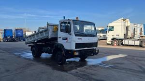 Camion tracteur Mercedes-814 1994 4X2 Diesel Transmission manuelle Direction à gauche Euro 6 Neuf Transport minier 251-350 ch 11-20T - Product Image 2