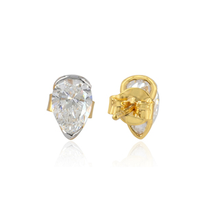 Boucles d'oreilles solitaires en or jaune 14 carats avec diamant de laboratoire de 1,83 carat en forme de poire, bijoux fins, vente en gros - Product Image 3