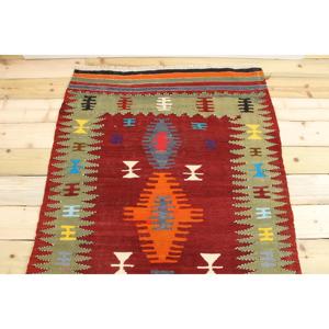 Tapis vintage 3,5 x 5,7 pieds, tapis turc en laine rouge patchwork - Product Image 3
