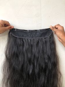 Top Produit Vente Chaude 100% Temple Indien Brut Non Transformé 28 "(100 Grammes) Clip Ondulé en Extension de Cheveux Humains Noir pour les Femmes Vendeur - Product Image 2