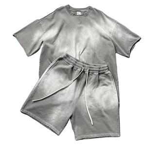 ชุดเซ็ตเสื้อยืดและกางเกงขาสั้นผู้ชาย คุณภาพสูง สำหรับฤดูร้อน ทรงบ็อกซี่ ล้างสีแบบแอซิด ผ้าฝ้าย 100% เหมาะสำหรับใส่เล่นกีฬา วิ่ง หรือใส่ลำลอง - Product Image 1