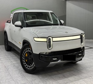 USED 2022 R1T QM Large Low Mileage Automatic <b>Panoramic</b> Sunroof LED lights LED Daytime Lights 6 Seats Ready to SHIP - Product Image 1