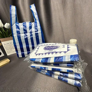 La nourriture en plastique de PE met en sac les sacs colorés de T-shirt, tailles adaptées aux besoins du client sur demande - Product Image 2