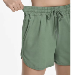 Shorts décontractés pour femmes du Bangladesh, ourlet arrondi, shorts de détente en coton d'été, shorts de sport en jersey avec cordon de serrage, shorts d'entraînement personnalisés - Product Image 1
