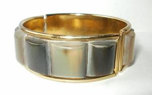 Bracelet manchette en laiton floral traditionnel religieux moderne antique pour occasions et fêtes artisanat en métal - Product Image 6