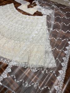 Beau Lehenga Choli le plus tendance avec broderie de fil - Product Image 5