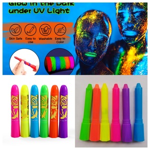 Barras de Pintura Corporal, NUEVAS, 6 Colores, Duraderas, No Tóxicas, Ecológicas, Fluorescentes, Ideales para Fiestas, Carnavales y Eventos - Product Image 1