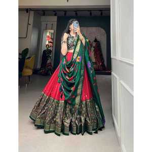 Abraza la elegancia de la Seda Dola donde la tradición se encuentra con el estilo contemporáneo en cada Lehenga Choli impreso - Product Image 1