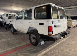 Utilisé pour Cruiser 1994 4 portes manuel 4x4 SUV véhicule tout-terrain beige - Product Image 5