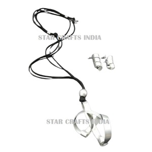 Grand pendentif géométrique en hématite marron Colliers en résine époxy Accessoires Fêtes bijoux en acier inoxydable - Product Image 6
