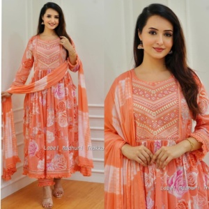 Traje de rayón de corte Nyra con bordado floral naranja con pantalones a juego y dupatta tie-dye de gasa para todas las damas elegantes - Product Image 1