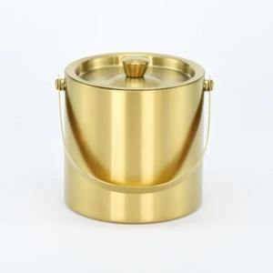 Seau à glace en acier inoxydable avec couvercle et pince à glace, détails élégants, parfait pour les occasions spéciales et les fêtes - Product Image 2