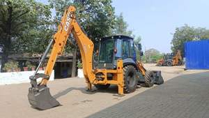 Chargeuse-pelleteuse CAT 416F/420F/426F/428F2 |   Machinerie de construction d'occasion puissante à faible nombre d'heures de fonctionnement à vendre CAT 420F - Product Image 4