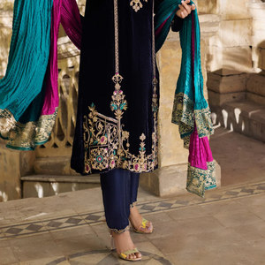 Vente en gros Meilleure vente Taille personnalisée femmes robe de soirée pakistanaise Prix raisonnable femmes robe de soirée pakistanaise - Product Image 6