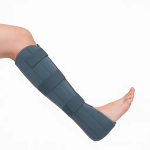 Attelle de soutien Spica Thumb conçue pour les activités quotidiennes avec un tissu respirant et un fournisseur indien réglable - Product Image 2