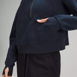 เสื้อสเวตเชิ้ตโอเวอร์ไซส์คุณภาพสูง คอเต่า แนววินเทจ สำหรับผู้หญิง ขายส่ง ฤดูหนาว พร้อมโลโก้แบบกำหนดเองใหม่ - Product Image 4