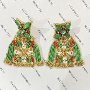 ต่างหูลูกปัดชุบทองสำหรับเทศกาลคริสต์มาสของผู้หญิงทำด้วยมือต่างหูแฟชั่นห่วงรูปตุ๊กตาหิมะซานต้า - Product Image 5