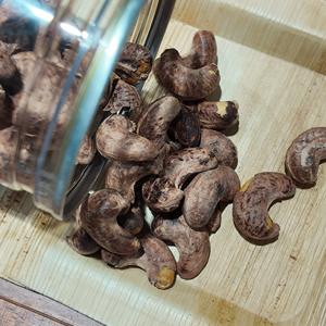 Noix de cajou du Cambodge de qualité supérieure W240, bio, grillées avec du sel, 100% naturelles, avec possibilité de fabrication OEM/ODM - Product Image 2