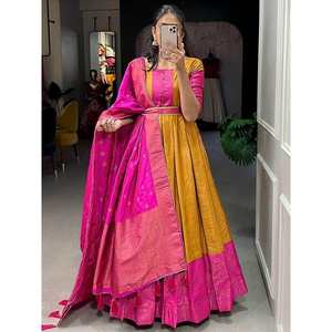 Robe de mariée en soie vintage moderne, dupatta, tissage zari moutarde, broderie, manches courtes, princesse, matériaux personnalisables - Product Image 3