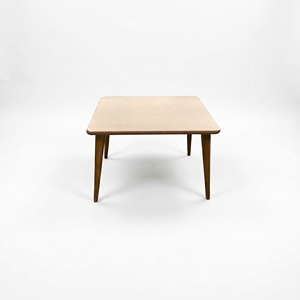 Table carrée en contreplaqué pour enfants, design moderne du milieu du siècle, pieds en bois durables, pour bébés et enfants. - Product Image 5