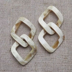 Boucle d'oreille en corne de buffle par saniya handicraft - Product Image 5