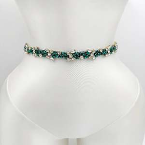 Cinturón de Novia con Pedrería Esmeralda Bridella BS437KL - Product Image 3