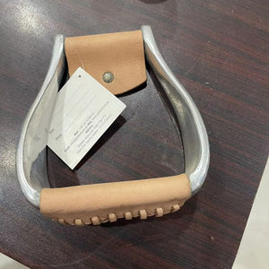 Étriers d'équitation en aluminium recouverts de cuir de qualité supérieure, durables, pour selle d'équitation - Product Image 3