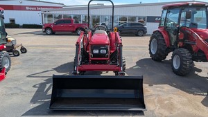 Tracteur agricole Case IH FARMALL 25A 4x4 2026 – Machine agricole robuste avec moteur puissant et capacité d'exploitation en terrain accidenté optimisée - Product Image 2