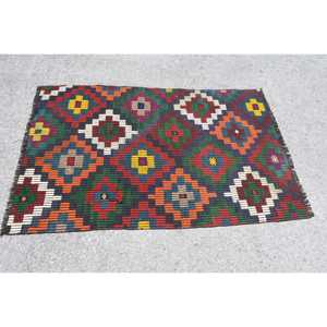 Turkish 3.37x5.2 ft Rug, Kilim Vintage Rug, <b>Red</b> Patchwork Rug <b>Wool</b> - Product Image 3