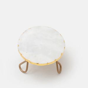 การออกแบบใหม่หินอ่อนสีขาวยืนเค้กสำหรับการใช้งานงานแต่งงานบ้านโรงแรมร้านอาหารพรรคส่งออกที่มีคุณภาพสูงขายตรงจากโรงงาน - Product Image 3