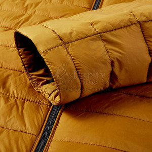 Chaqueta Acolchada de Alta Calidad para Hombre, Chaqueta de Invierno Hecha de Nailon/Poliéster - Product Image 5