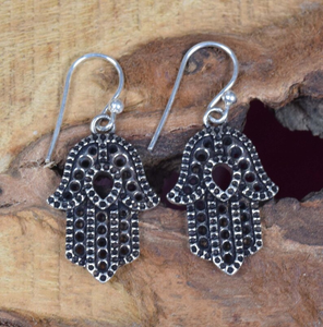 Delicada Plata de Ley 925 Lisa Hamsa oxidada Fátima hecha a mano gota colgante joyería pendientes de plata regalo precio al por mayor - Product Image 3