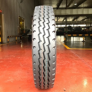 Achetez des pneus pour camion 11R22.5 avec une construction de qualité supérieure, parfaits pour les longues distances et les charges lourdes Livraison rapide disponible aujourd'hui - Product Image 4
