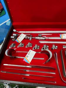 Ensemble de rétracteurs Bowater à montage sur table, vente chaude, qualité supérieure, acier inoxydable, certifié ISO/CE, réutilisable et autoclavable - Product Image 2