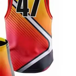 Maillot de compression sans manches à capuche 7v7 et short, uniforme de football personnalisable de haute qualité, taille plus, facile à porter, en spandex/polyester - Product Image 6