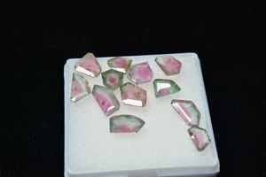 100 Uds. Piedra de turmalina bicolor sandía corte de forma elegante 100% cuarzo genuino Natural certificado piedras preciosas sueltas a granel para - Product Image 3